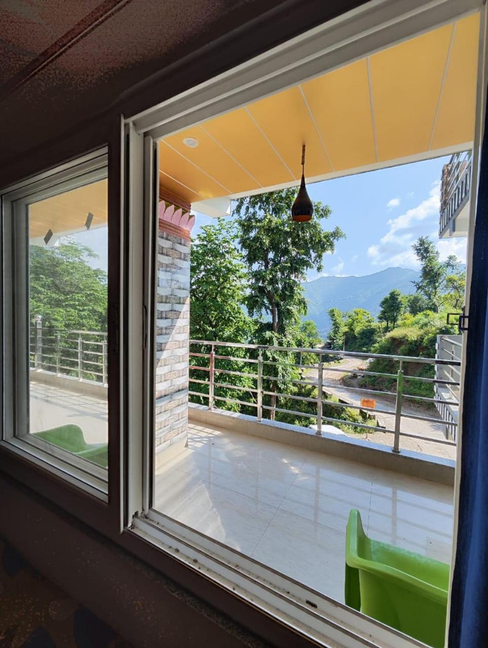 רישיקש Nature Villa מראה חיצוני תמונה
